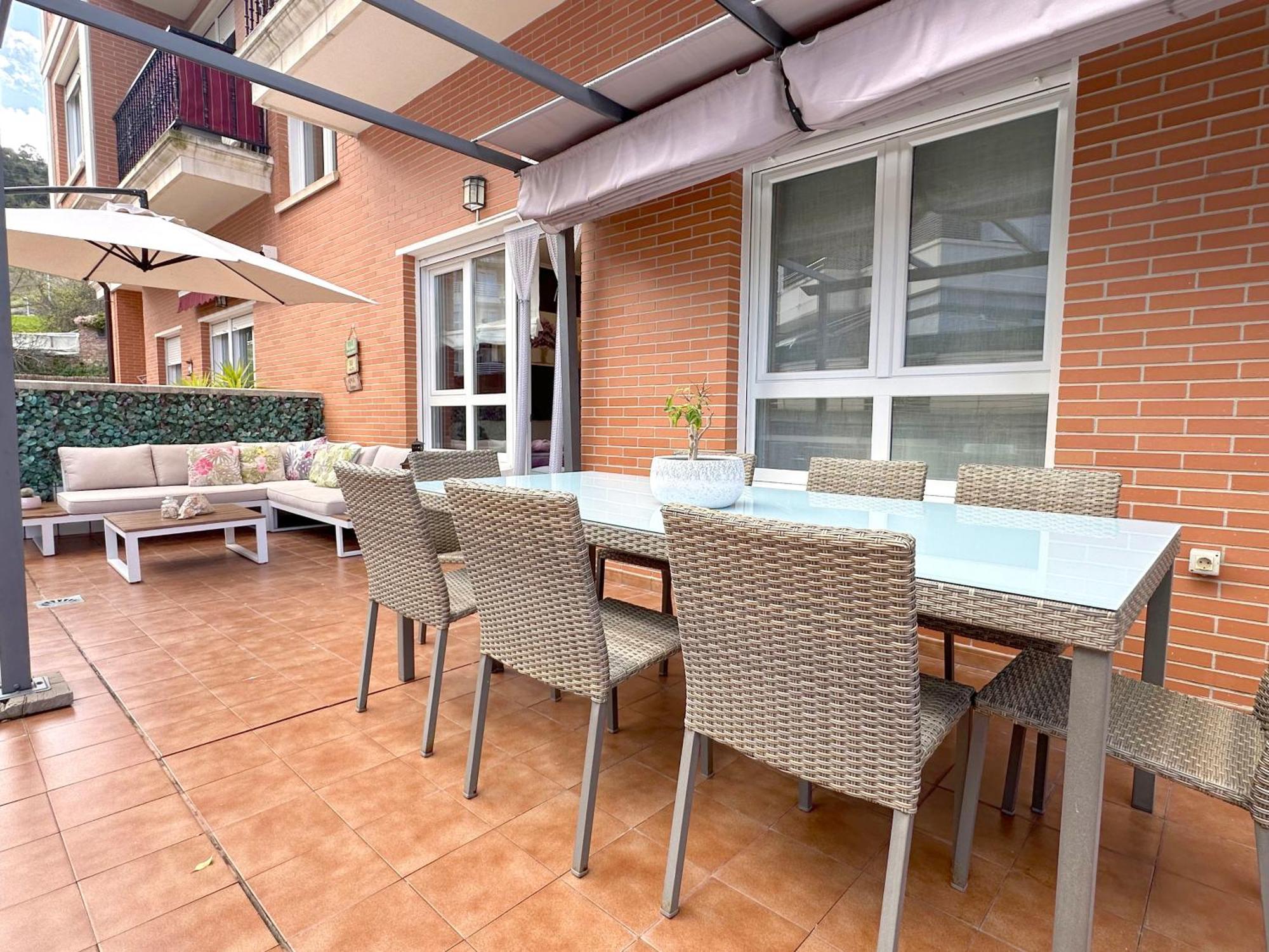 Ferienwohnung Apartamento Con Gran Terraza En El Centro Castro Urdiales Exterior foto